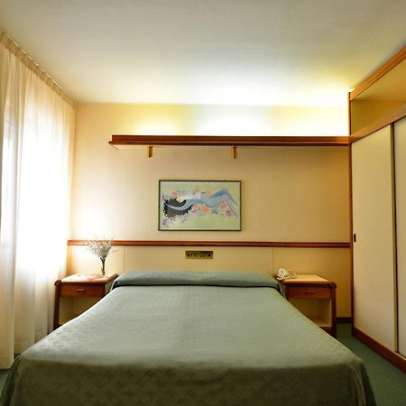 Grand Hotel Delle Rocche Rocca di Mezzo Pokój zdjęcie